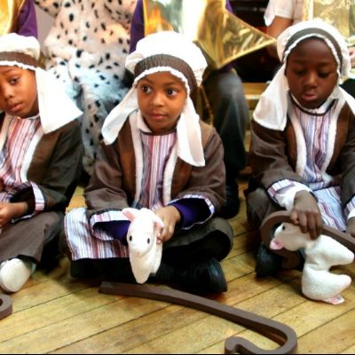 brown class nativity 2014 (29)